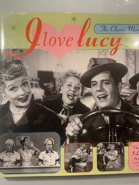I LOVE LUCY OFFICIAL SCRAPBOOK - THE CLASSIC MOMENTS - TOM WATSON 9780762404742